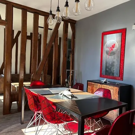 Apartment Le Relais D'eugenie En Hyper Centre-ville Compiegne